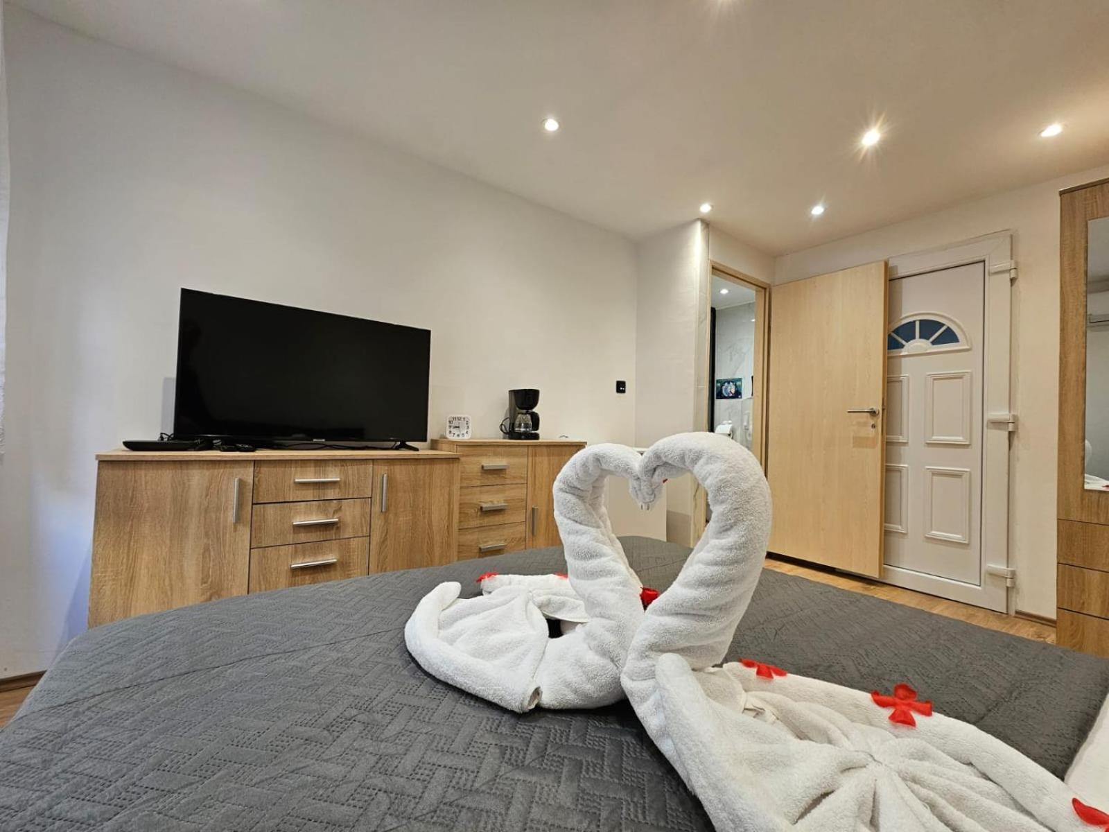 Centar Ri-Room Rijeka Exterior photo